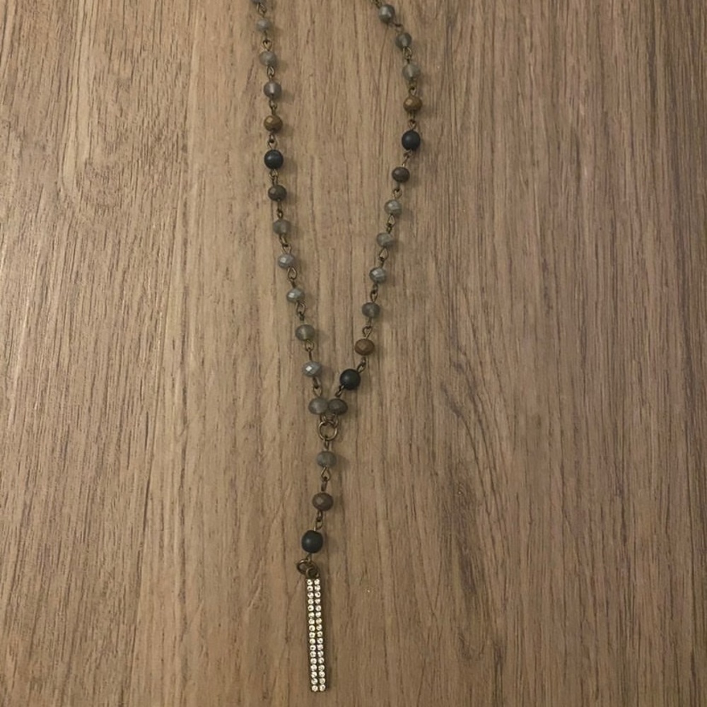 Beaded lariat necklace with pave bar
